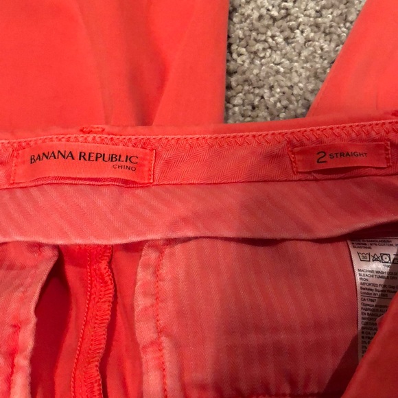 EUC Banana Republic Chino’s, Size 2 - Picture 4 of 7